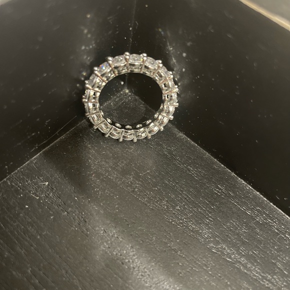 BRAND NEW! Silver ring | size 7 - Picture 3 of 4